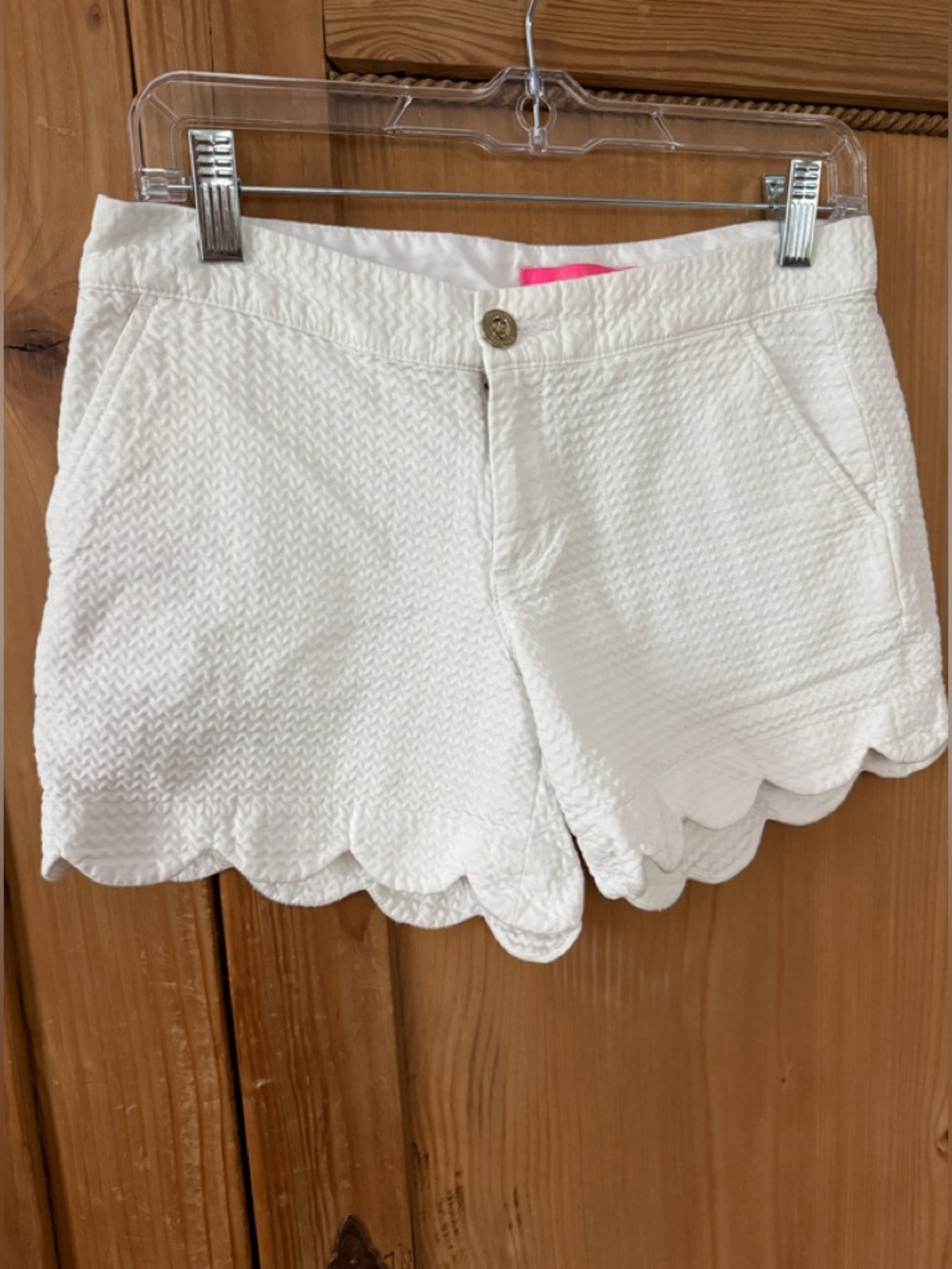 Lilly Pulitzer White Scallop-Hem Shorts